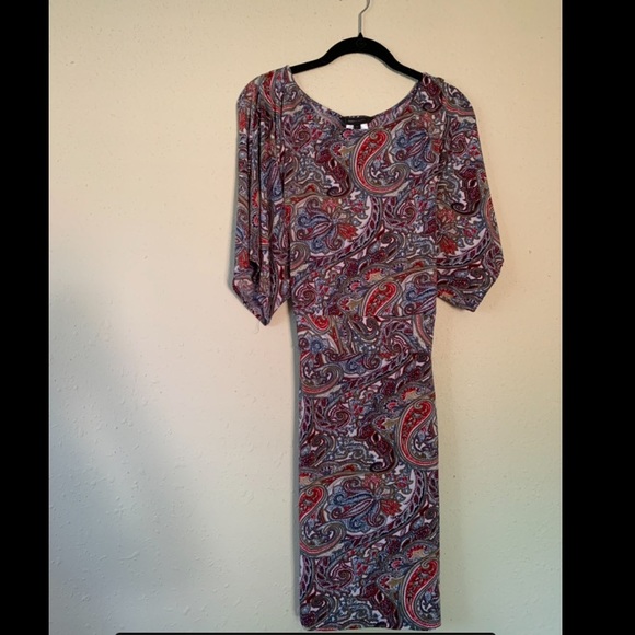 Fun Dress with tie in back!! - Picture 1 of 2